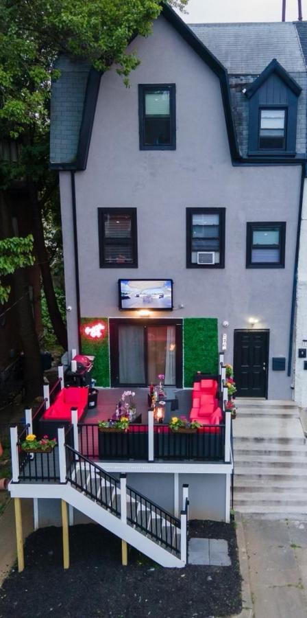 Private Luxe Room A Hidden Gem With Private Bath & Kitchen Philadelphia Exterior photo